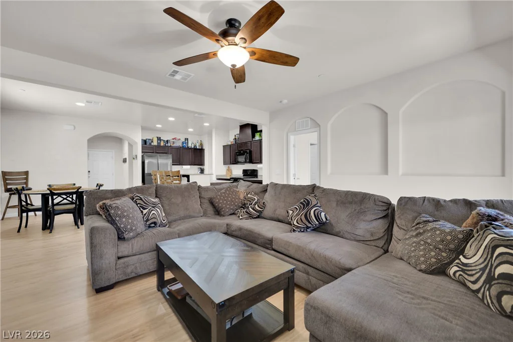 1113 Strada Pecei, Henderson, NV 89011