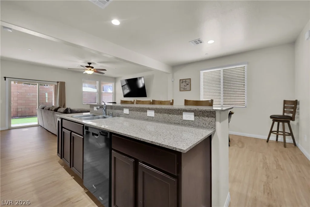 1113 Strada Pecei, Henderson, NV 89011