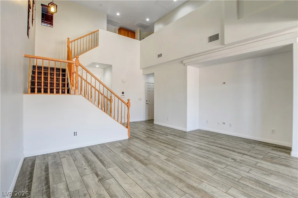 9682 Lightheart, Las Vegas, NV 89148