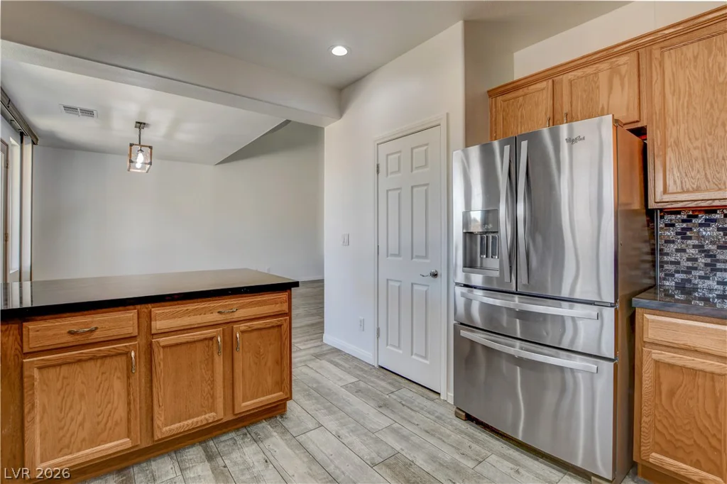 9682 Lightheart, Las Vegas, NV 89148