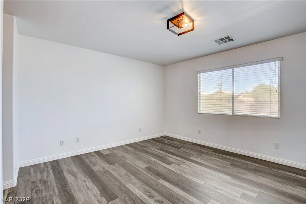 9682 Lightheart, Las Vegas, NV 89148