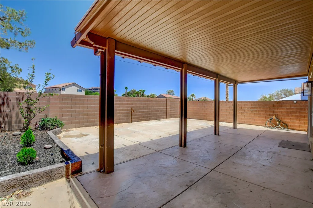 9682 Lightheart, Las Vegas, NV 89148