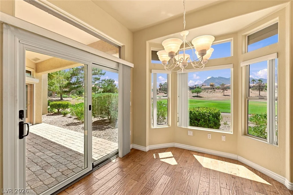 2011 Capestone, Las Vegas, NV 89134