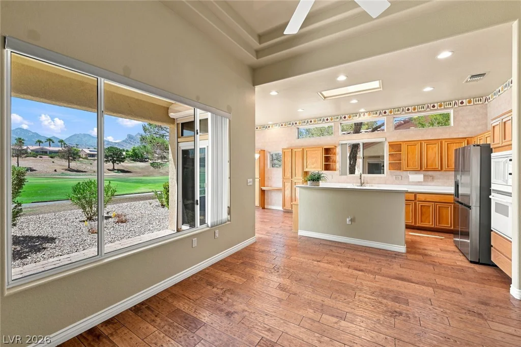 2011 Capestone, Las Vegas, NV 89134