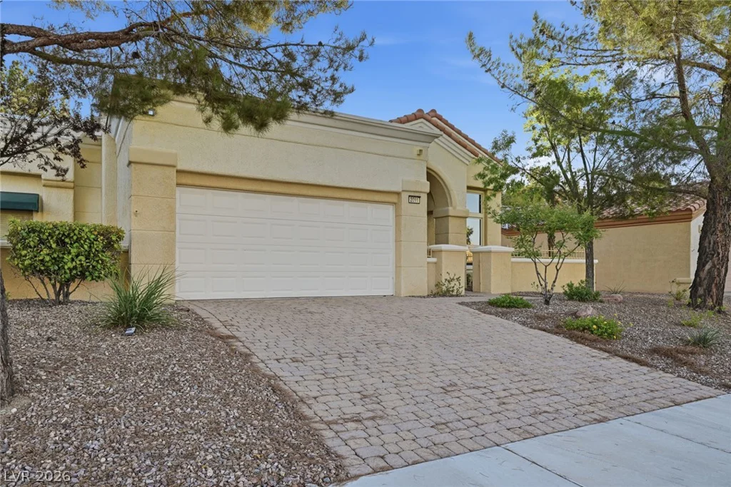 2011 Capestone, Las Vegas, NV 89134