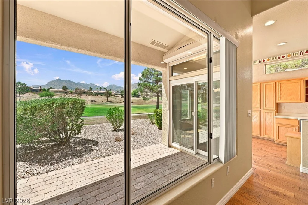 2011 Capestone, Las Vegas, NV 89134