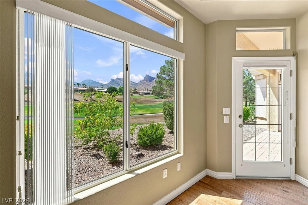 2011 Capestone, Las Vegas, NV 89134
