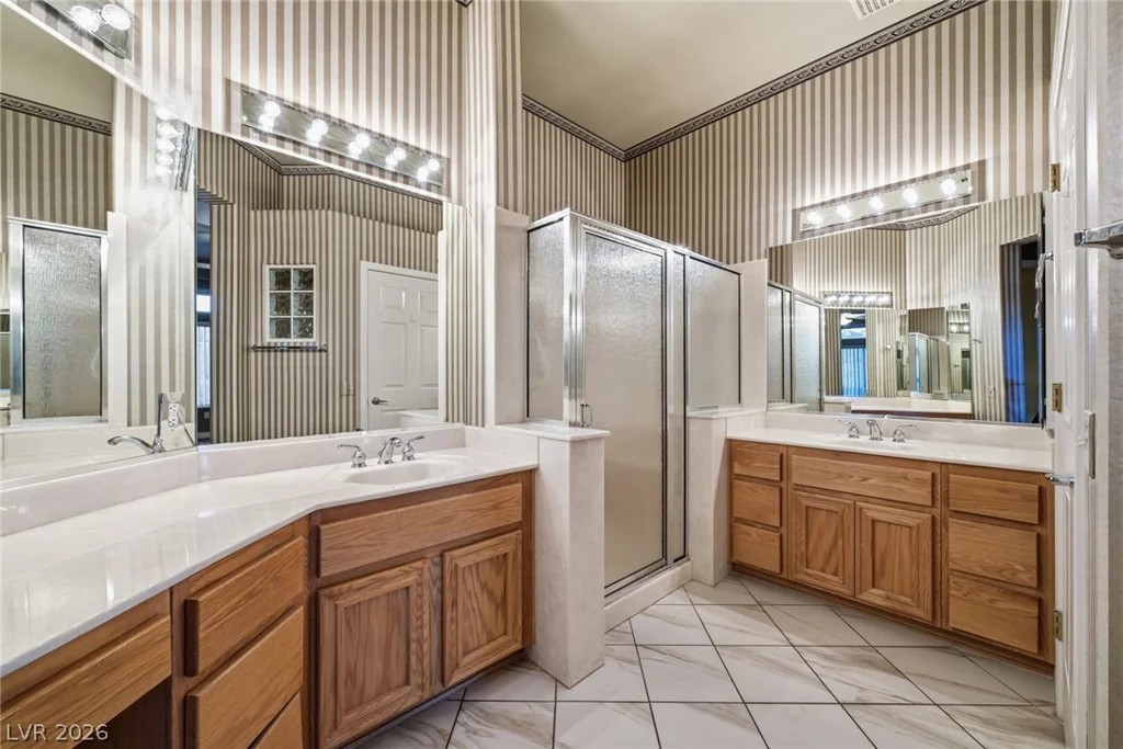 2011 Capestone, Las Vegas, NV 89134