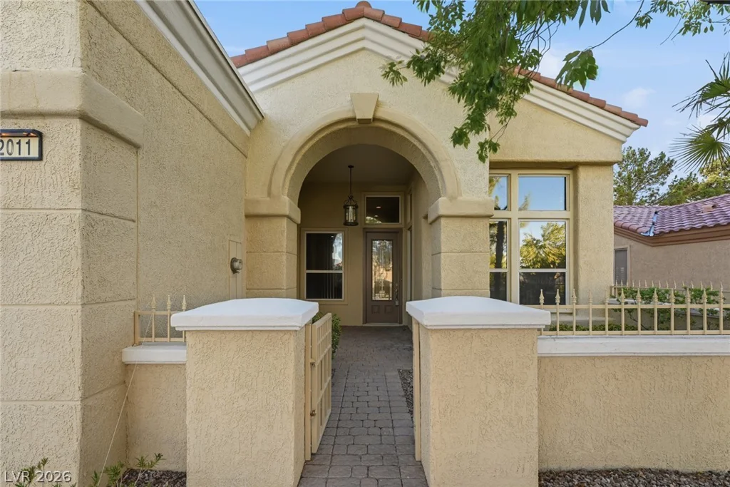 2011 Capestone, Las Vegas, NV 89134