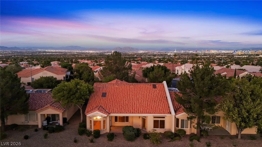 2011 Capestone, Las Vegas, NV 89134