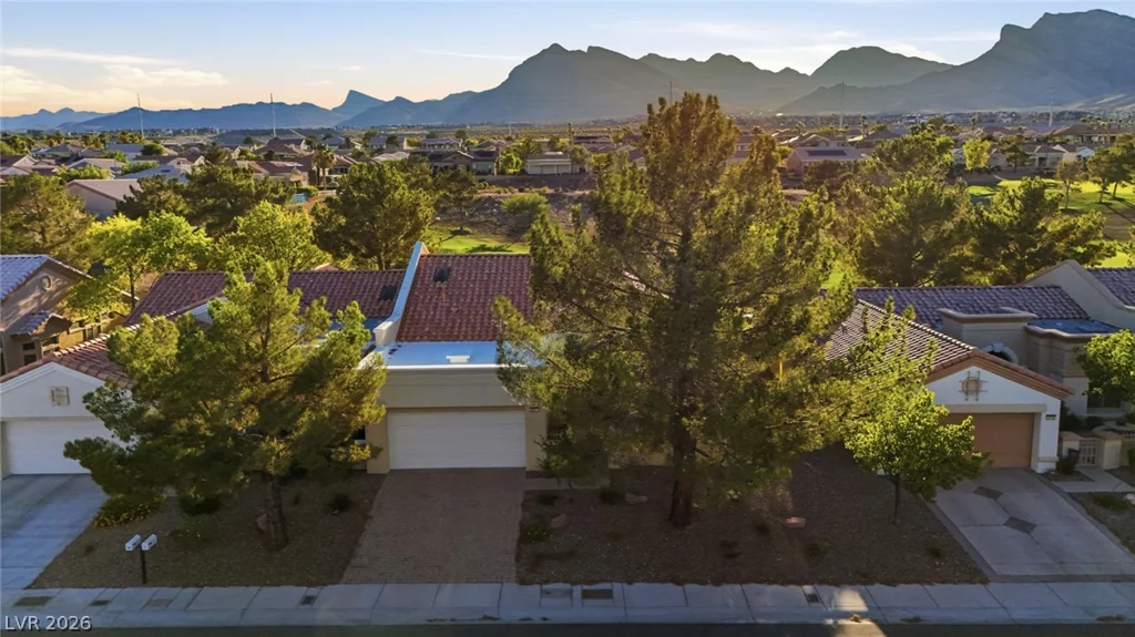 2011 Capestone, Las Vegas, NV 89134