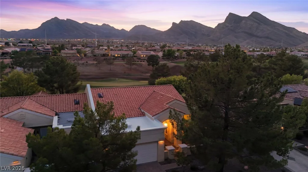 2011 Capestone, Las Vegas, NV 89134