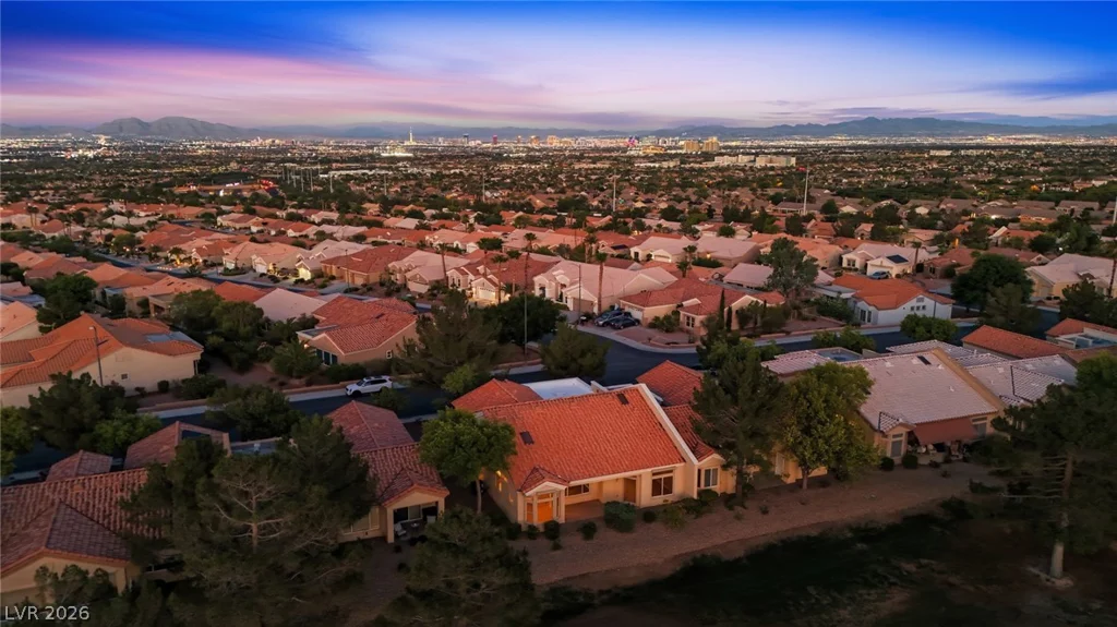 2011 Capestone, Las Vegas, NV 89134