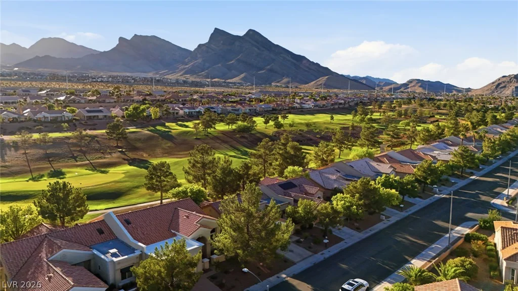2011 Capestone, Las Vegas, NV 89134