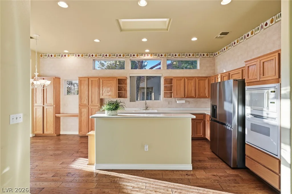 2011 Capestone, Las Vegas, NV 89134