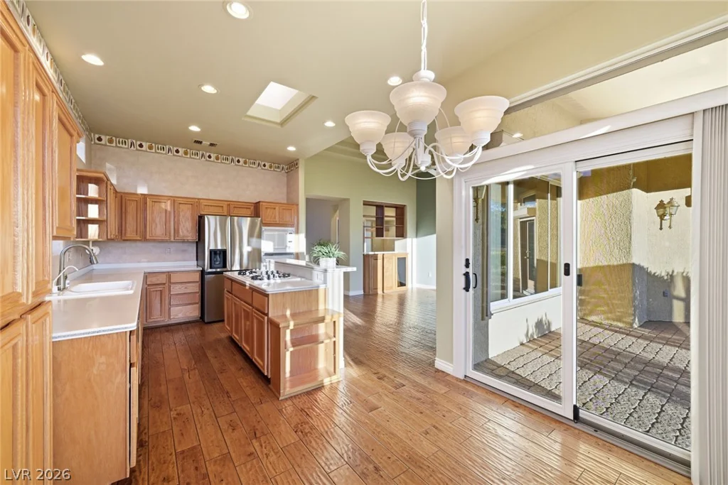 2011 Capestone, Las Vegas, NV 89134