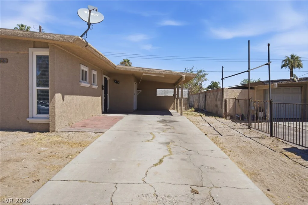 2836 Reynolds, North Las Vegas, NV 89030
