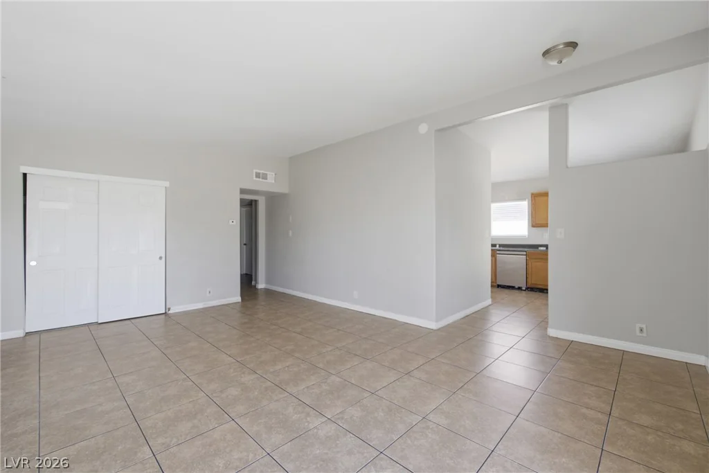 2836 Reynolds, North Las Vegas, NV 89030