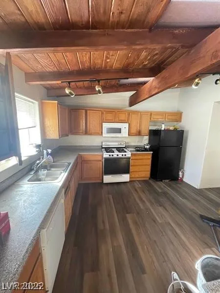 1413 Bryn Mawr, Las Vegas, NV 89102
