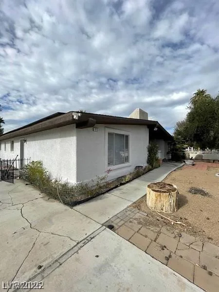 1413 Bryn Mawr, Las Vegas, NV 89102