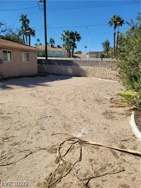 1413 Bryn Mawr, Las Vegas, NV 89102