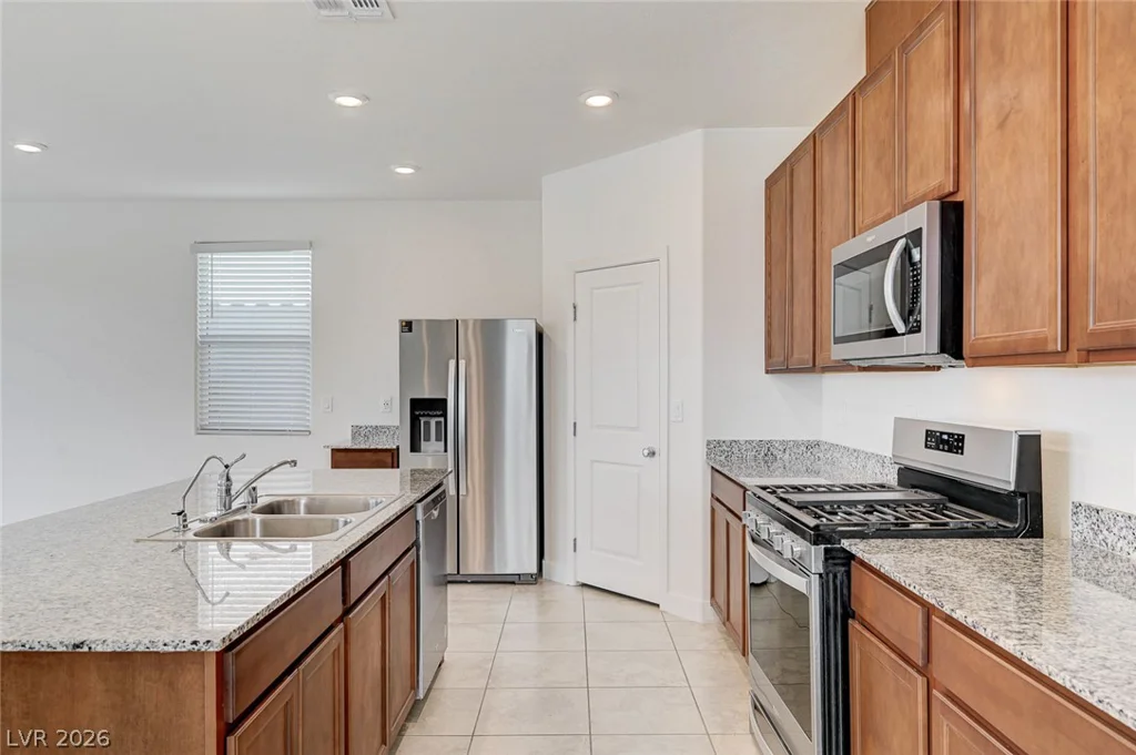 7018 Sylmar, Las Vegas, NV 89113