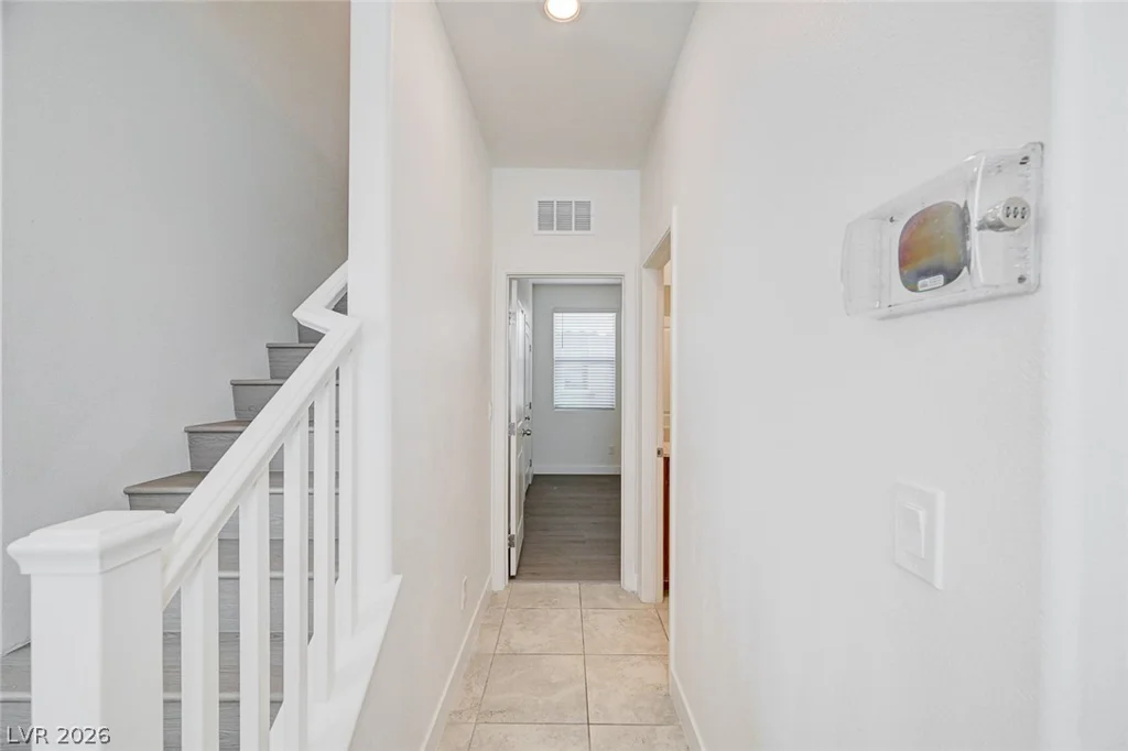 7018 Sylmar, Las Vegas, NV 89113