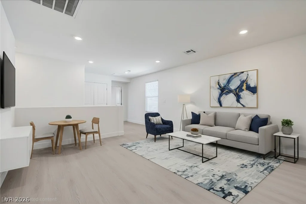 7018 Sylmar, Las Vegas, NV 89113