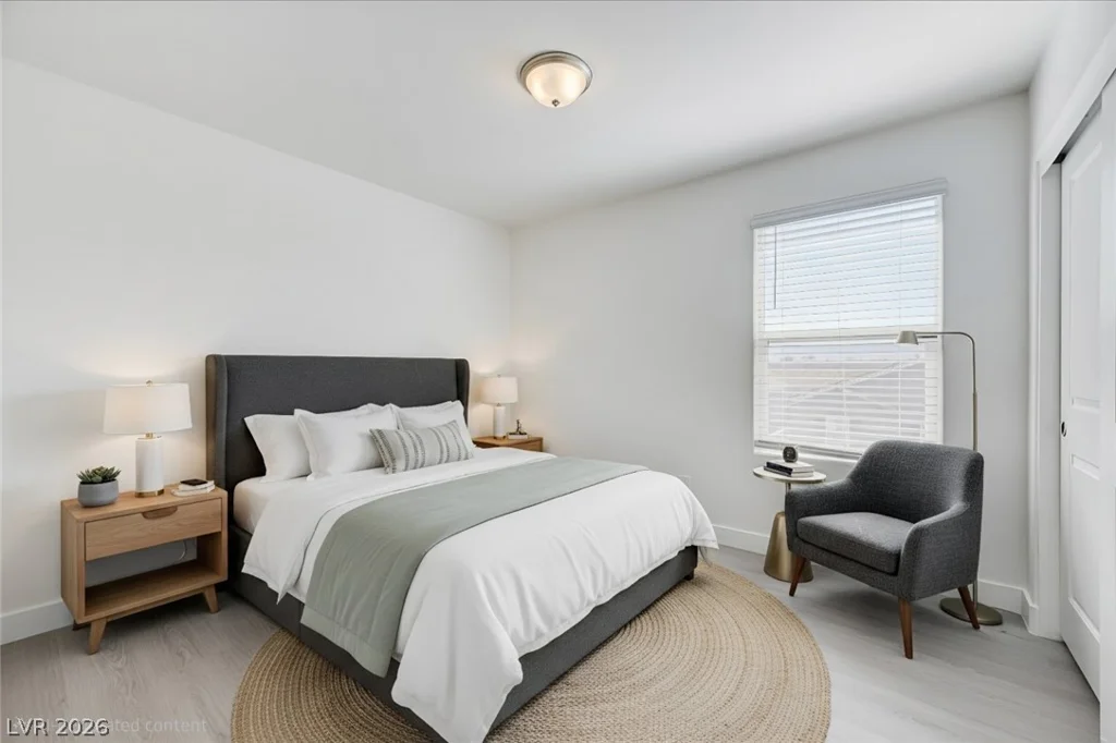 7018 Sylmar, Las Vegas, NV 89113