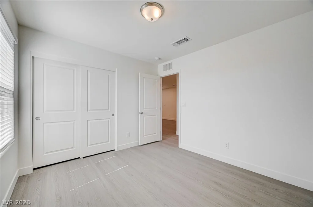 7018 Sylmar, Las Vegas, NV 89113