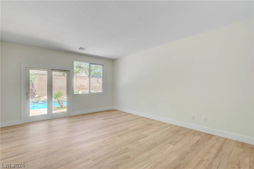 8225 Romantic Sunset, Las Vegas, NV 89131