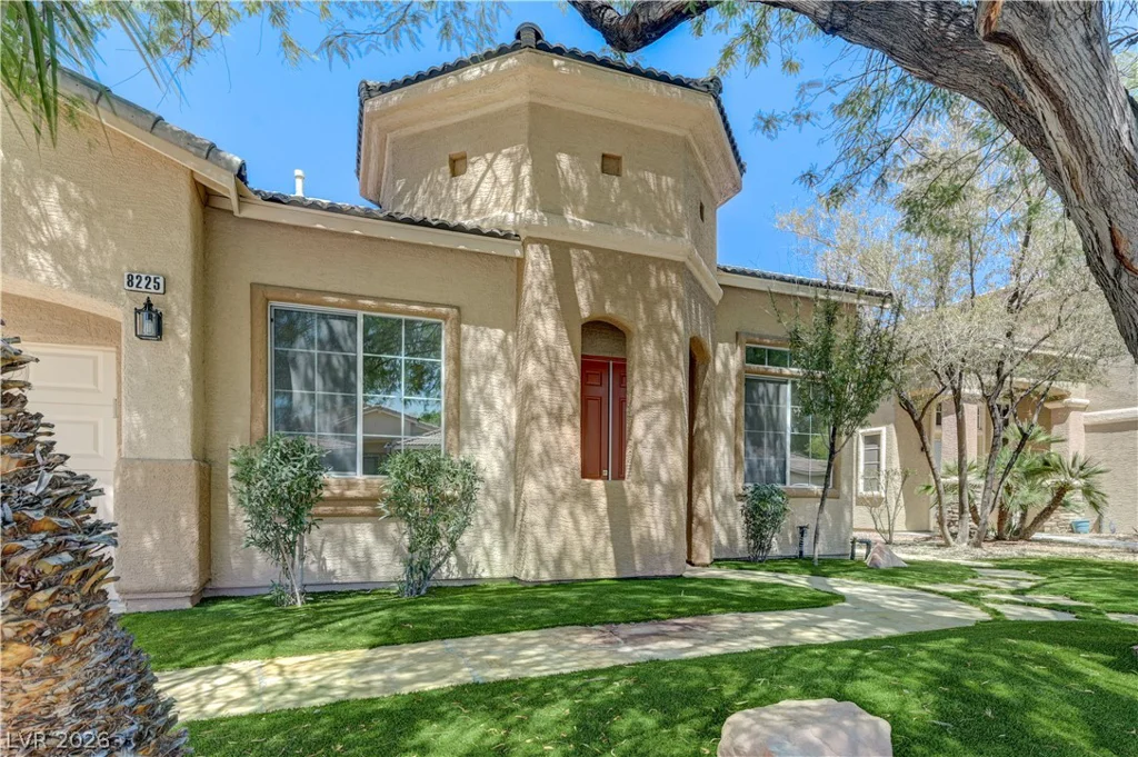 8225 Romantic Sunset, Las Vegas, NV 89131