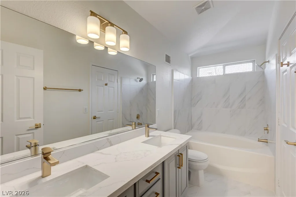 8225 Romantic Sunset, Las Vegas, NV 89131