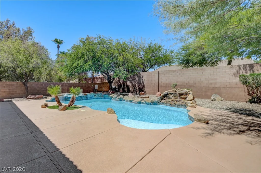 8225 Romantic Sunset, Las Vegas, NV 89131