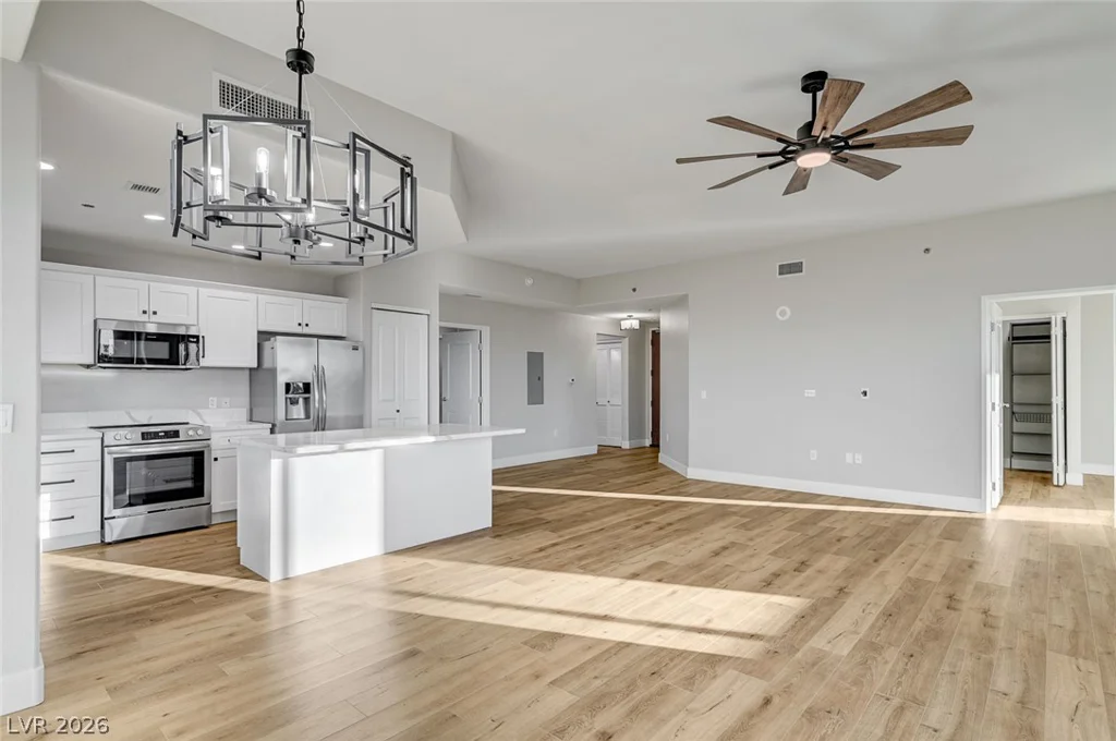 8255 Las Vegas, Las Vegas, NV 89123