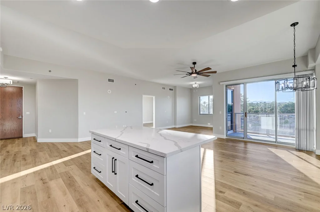 8255 Las Vegas, Las Vegas, NV 89123