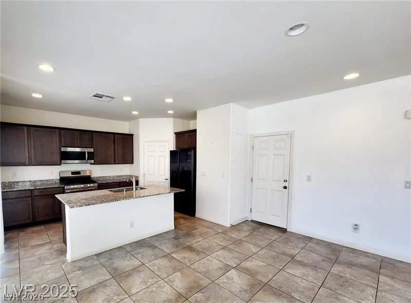 5812 Beluga Bay, North Las Vegas, NV 89081