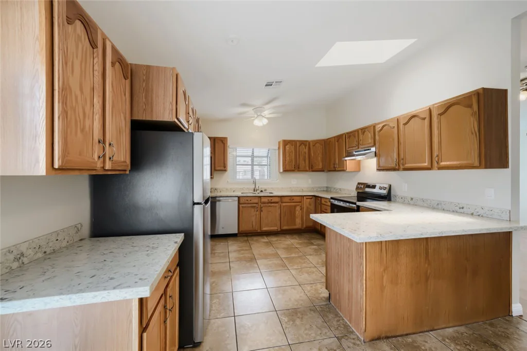 6552 Mountainwood, Las Vegas, NV 89103