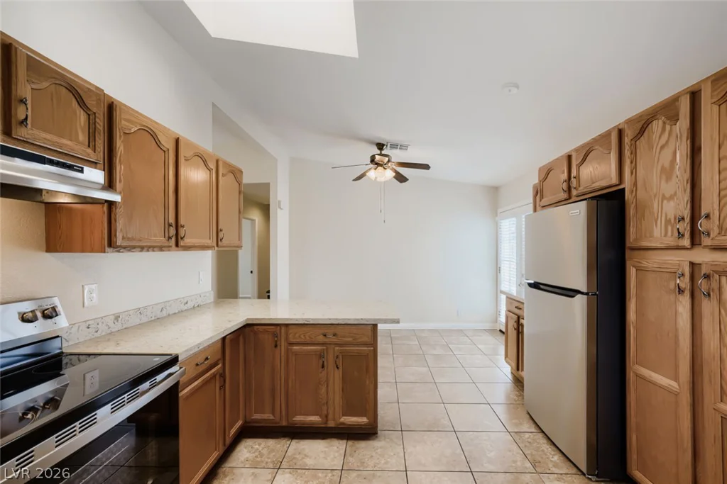 6552 Mountainwood, Las Vegas, NV 89103