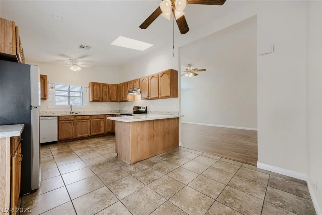 6552 Mountainwood, Las Vegas, NV 89103