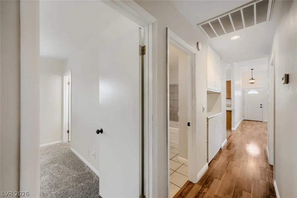 6552 Mountainwood, Las Vegas, NV 89103