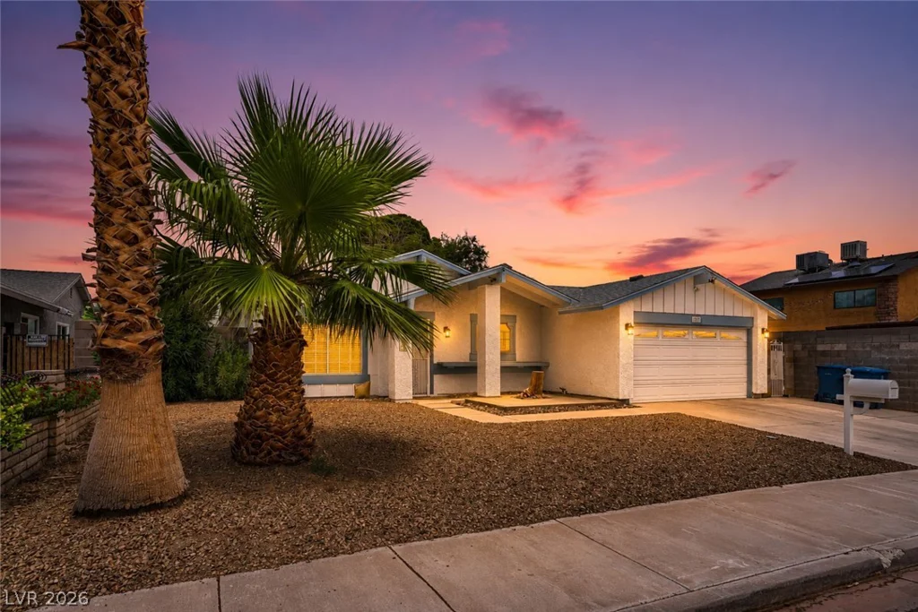 6552 Mountainwood, Las Vegas, NV 89103