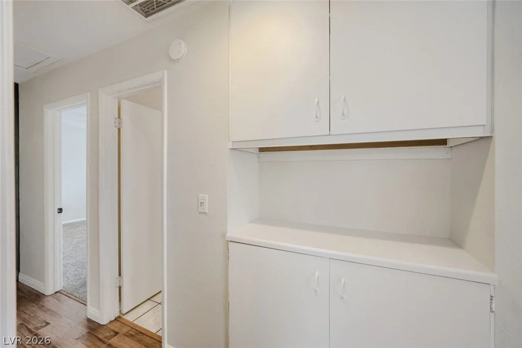 6552 Mountainwood, Las Vegas, NV 89103