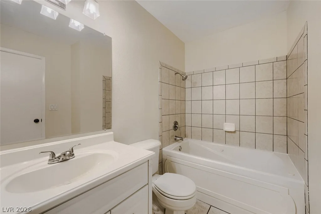 6552 Mountainwood, Las Vegas, NV 89103