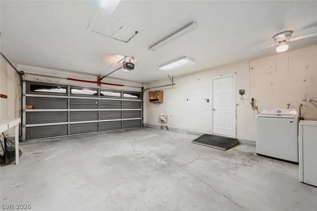 6552 Mountainwood, Las Vegas, NV 89103