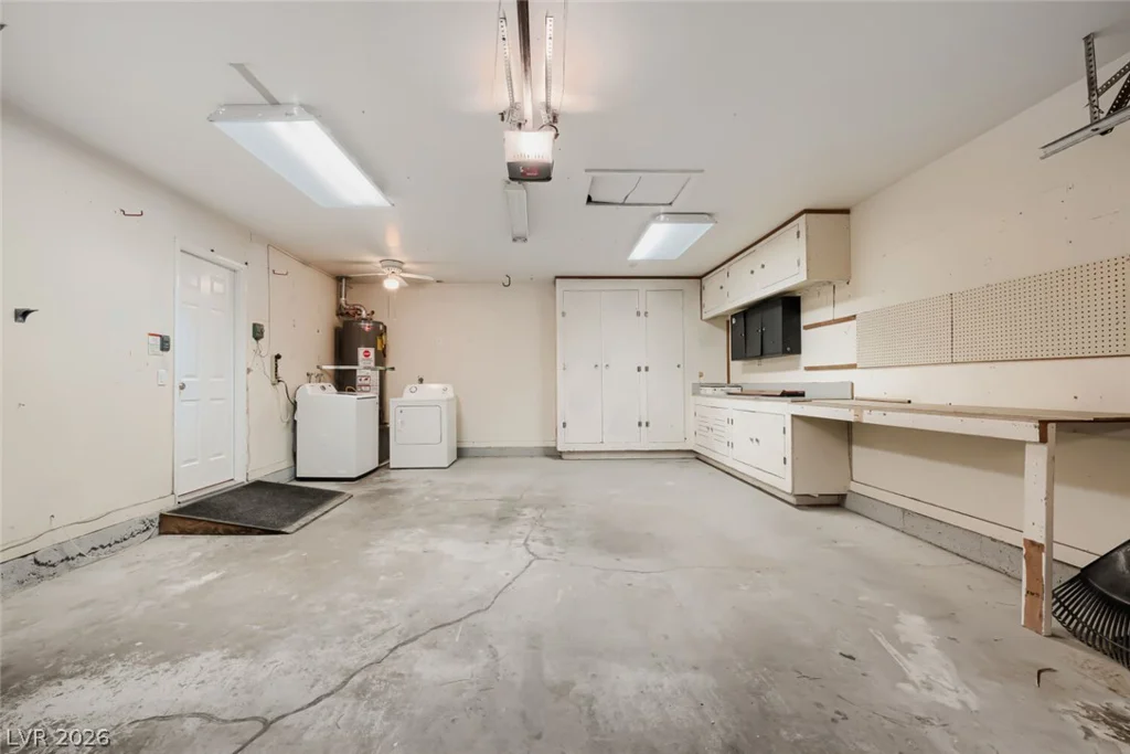 6552 Mountainwood, Las Vegas, NV 89103