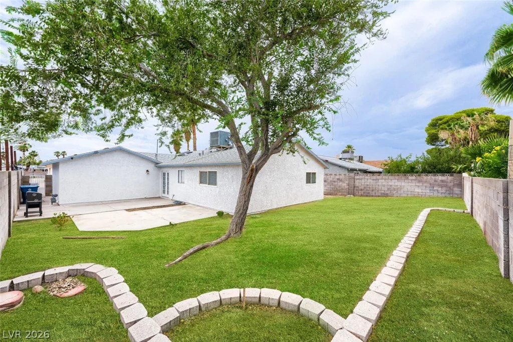 6552 Mountainwood, Las Vegas, NV 89103