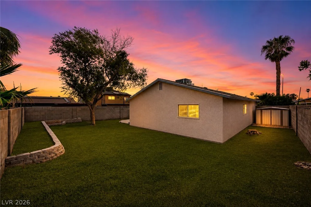 6552 Mountainwood, Las Vegas, NV 89103