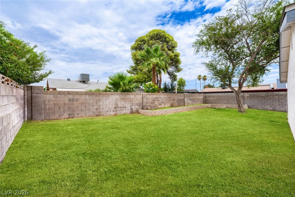 6552 Mountainwood, Las Vegas, NV 89103