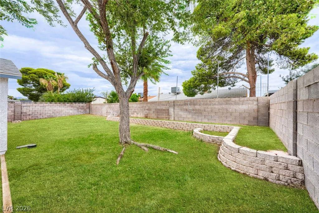 6552 Mountainwood, Las Vegas, NV 89103